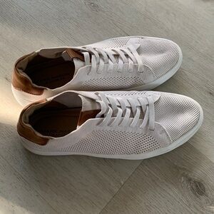 Mark‎ Nason Los Angeles Men's Mondo Sneaker Size 10 white knit lace up